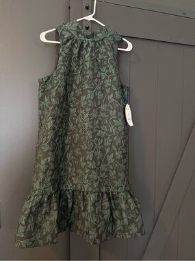 Floral Jacquard Ruffle-Hem Dress in Black and Dark Green